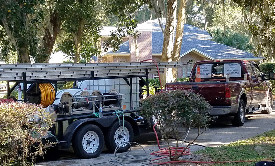 Pressure Pro of Jax work truck and trailer